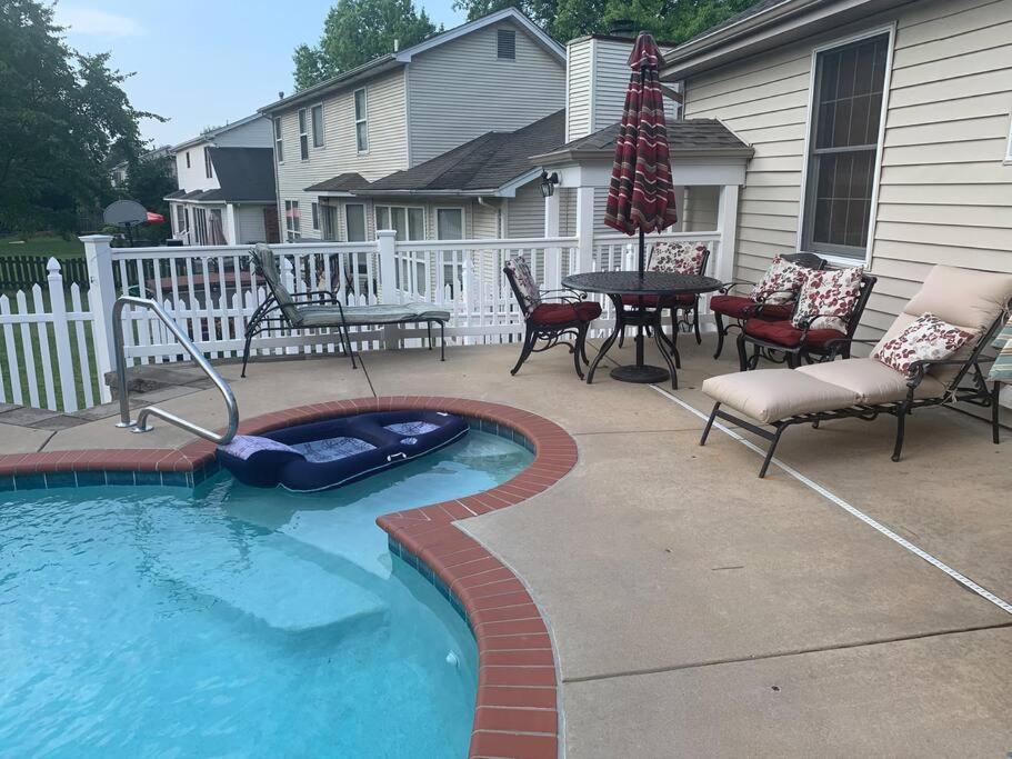 Fenton Oasis Apartment Bagian luar foto